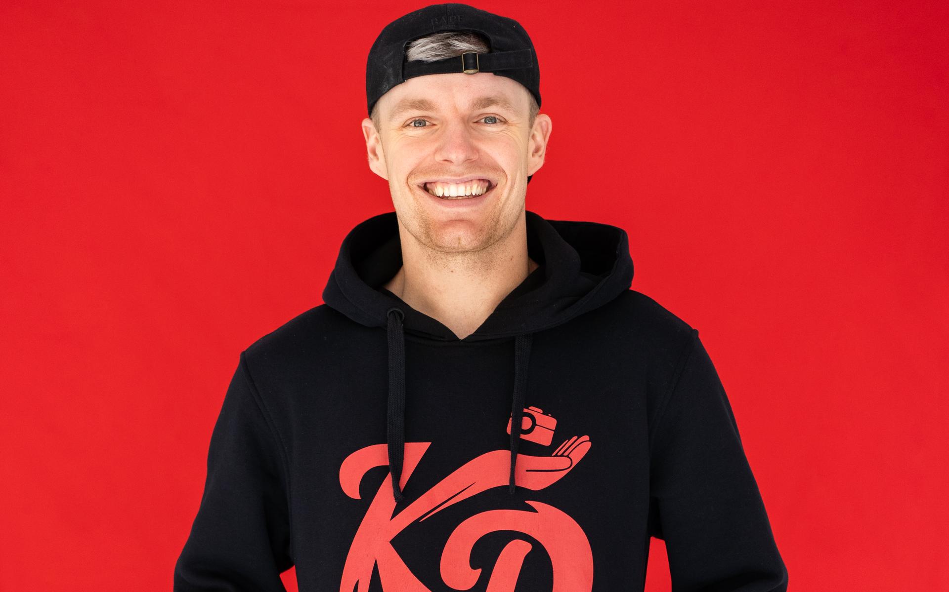 Bekende Vlogger Enzo Knol Komt Naar Batavia Stad Met Knolpower Pop Up Store Flevopost 0967